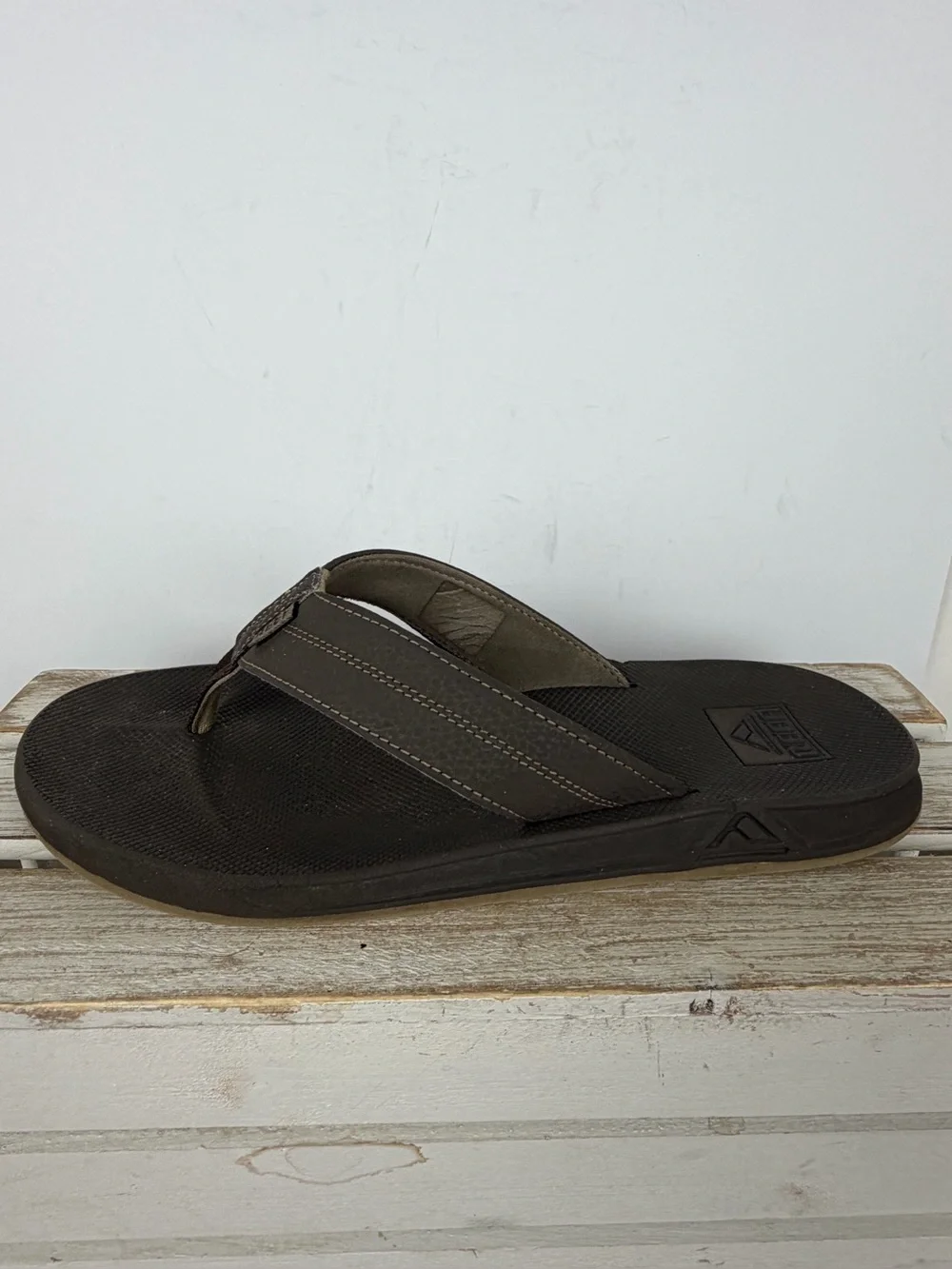 Reef Element TQT Flip-Flops textured synthetic straps men’s size 10